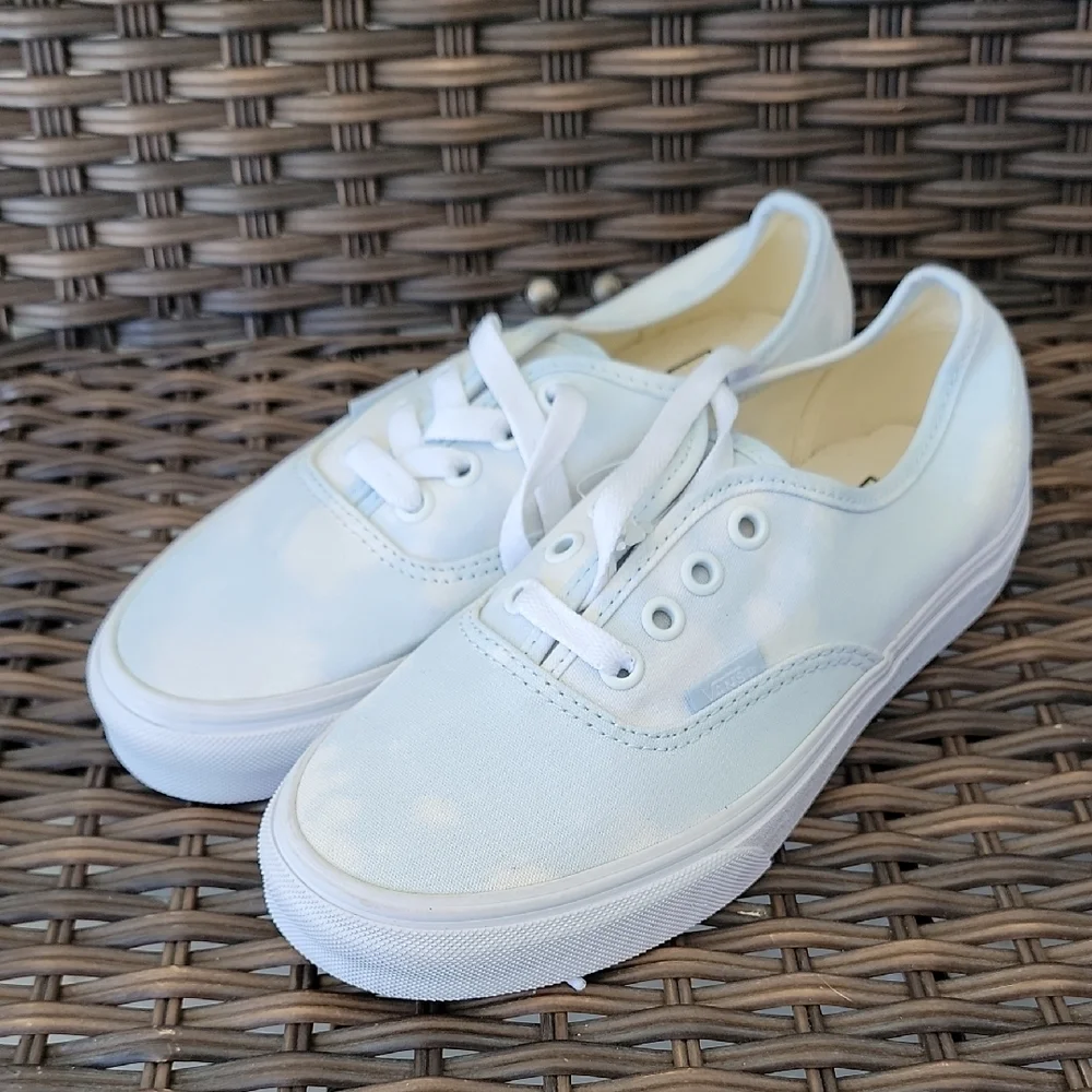 Vans Women's Sneakers in Light Blue and White Size 5.5 Womens 4 Mens - Picture 5 of 9
